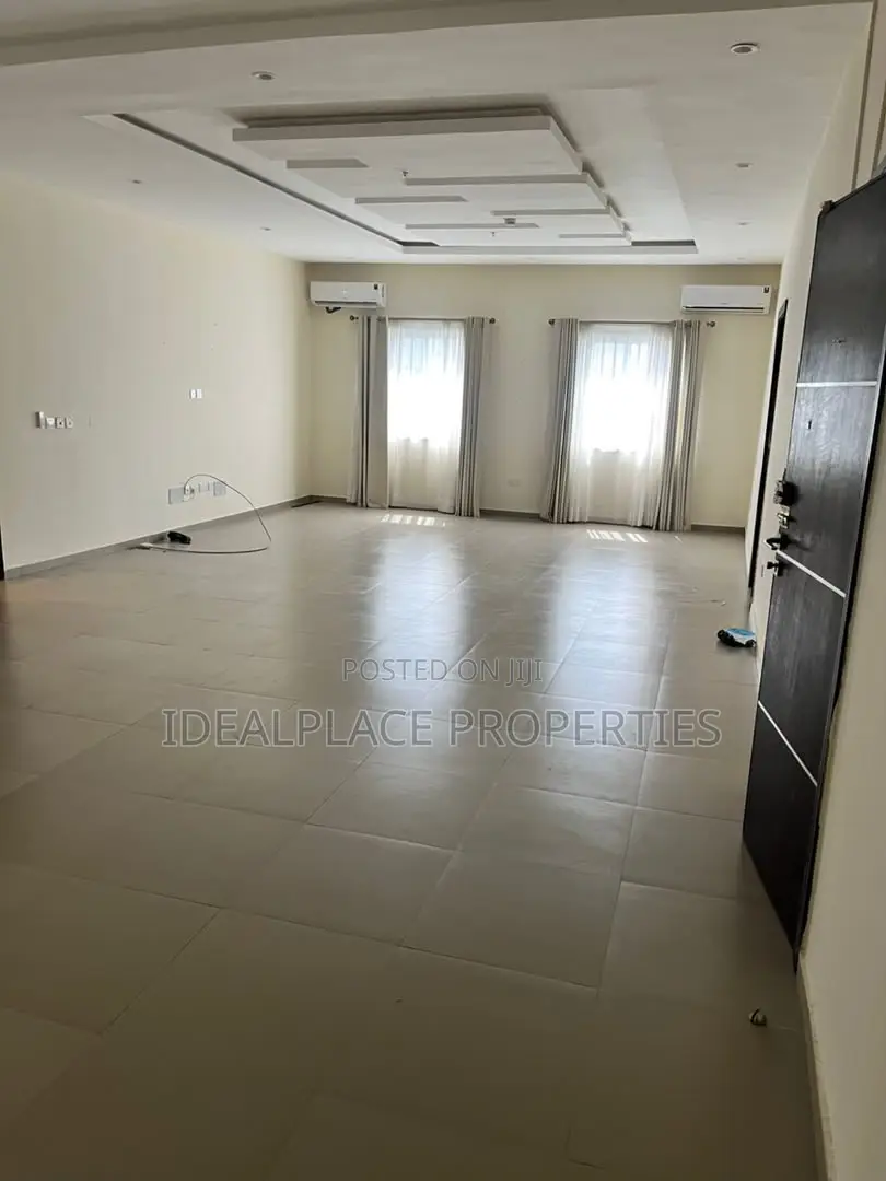 3bdrm Apartment in Ikoyi for rent in Ikoyi