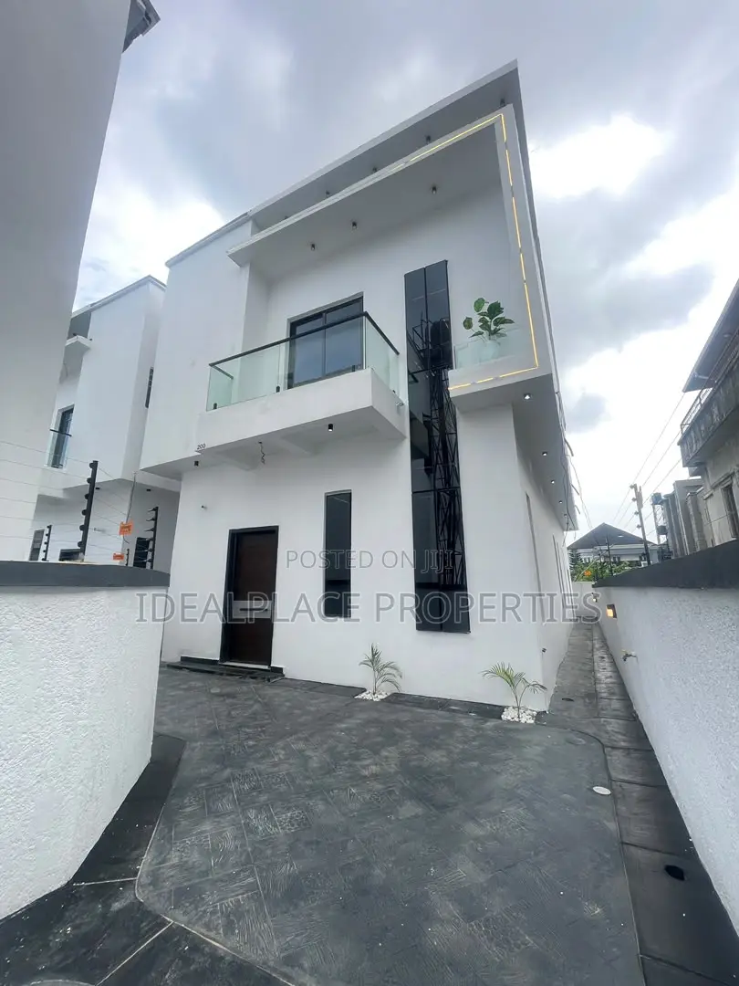4bdrm Duplex in Sangotedo for sale in Sangotedo