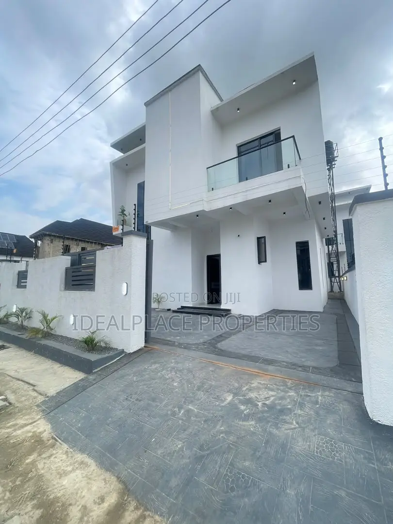 4bdrm Duplex in Sangotedo for sale in Sangotedo