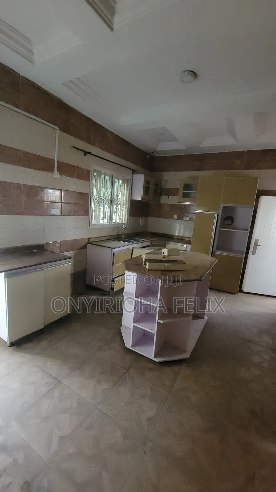 4bdrm Duplex in River Park Estate for rent in Sabon Lugbe