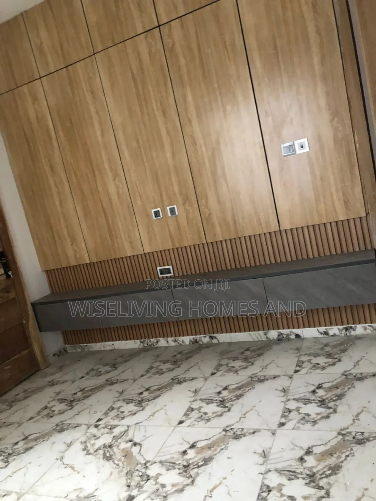 5bdrm Duplex in General Paint, Ajah for sale in Ajah