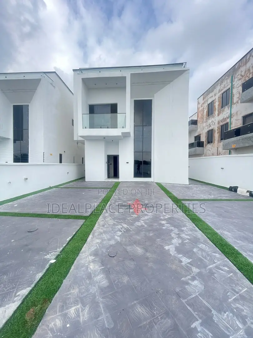 4bdrm Duplex in Sangotedo for sale in Sangotedo