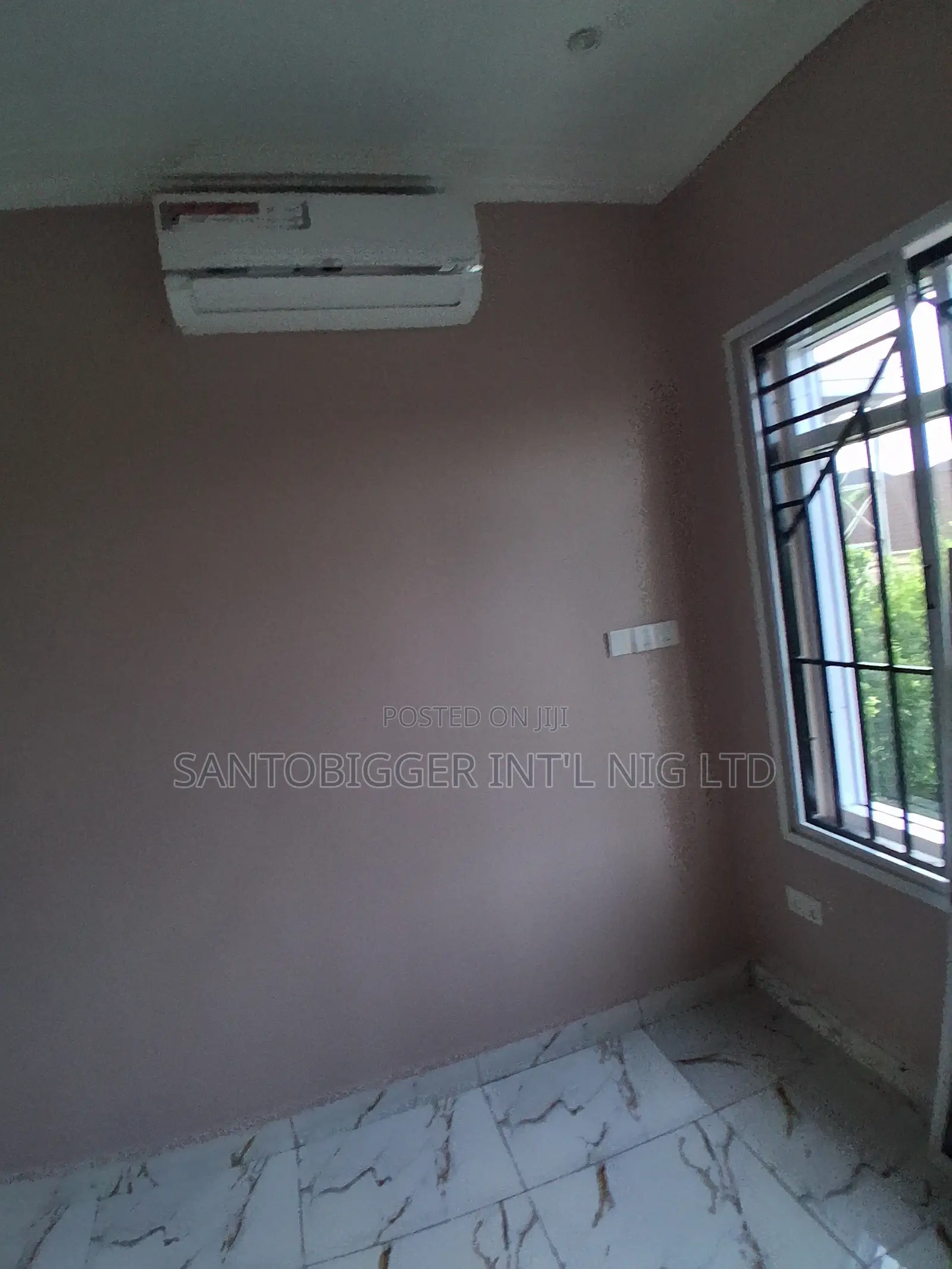 4bdrm Townhouse / Terrace in Santobigger, Sabon Lugbe for rent in Sabon Lugbe