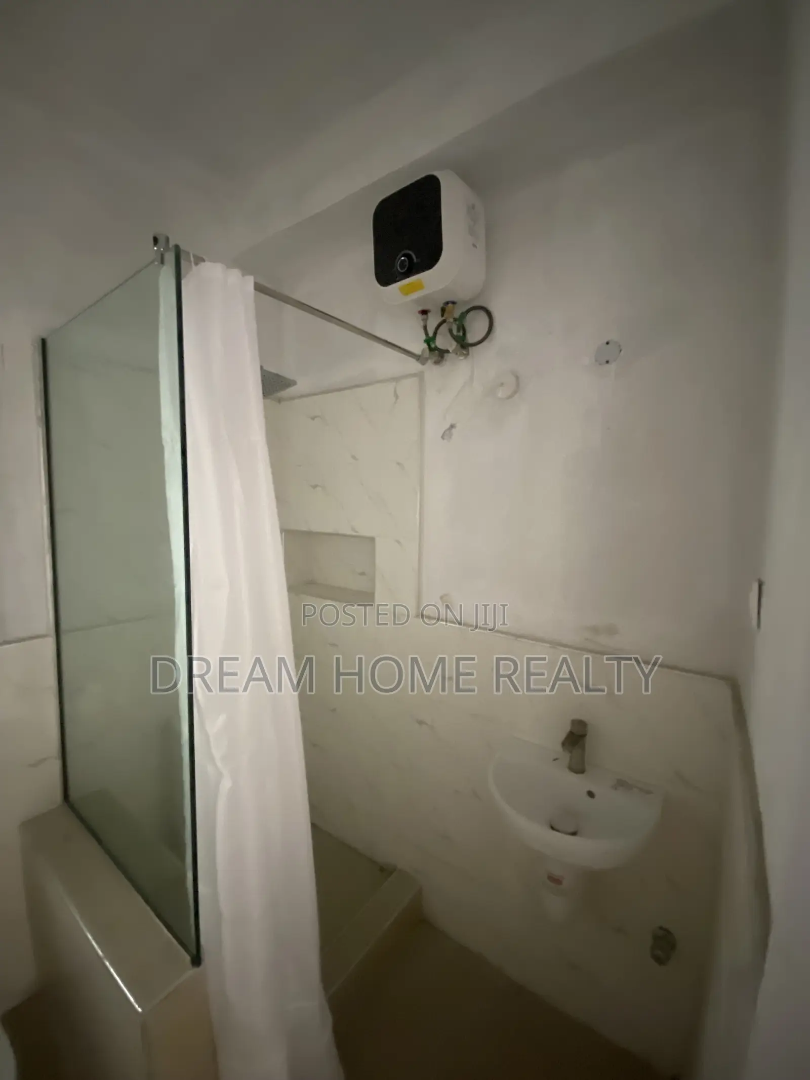 1bdrm Apartment in Ikota for rent in Ikota