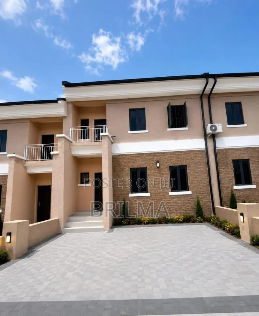 3bdrm Duplex in Guze for rent in Guze