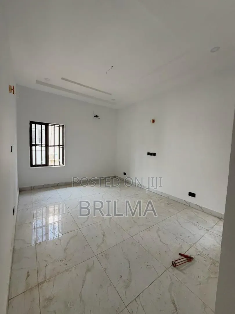 3bdrm Duplex in Guze for rent in Guze