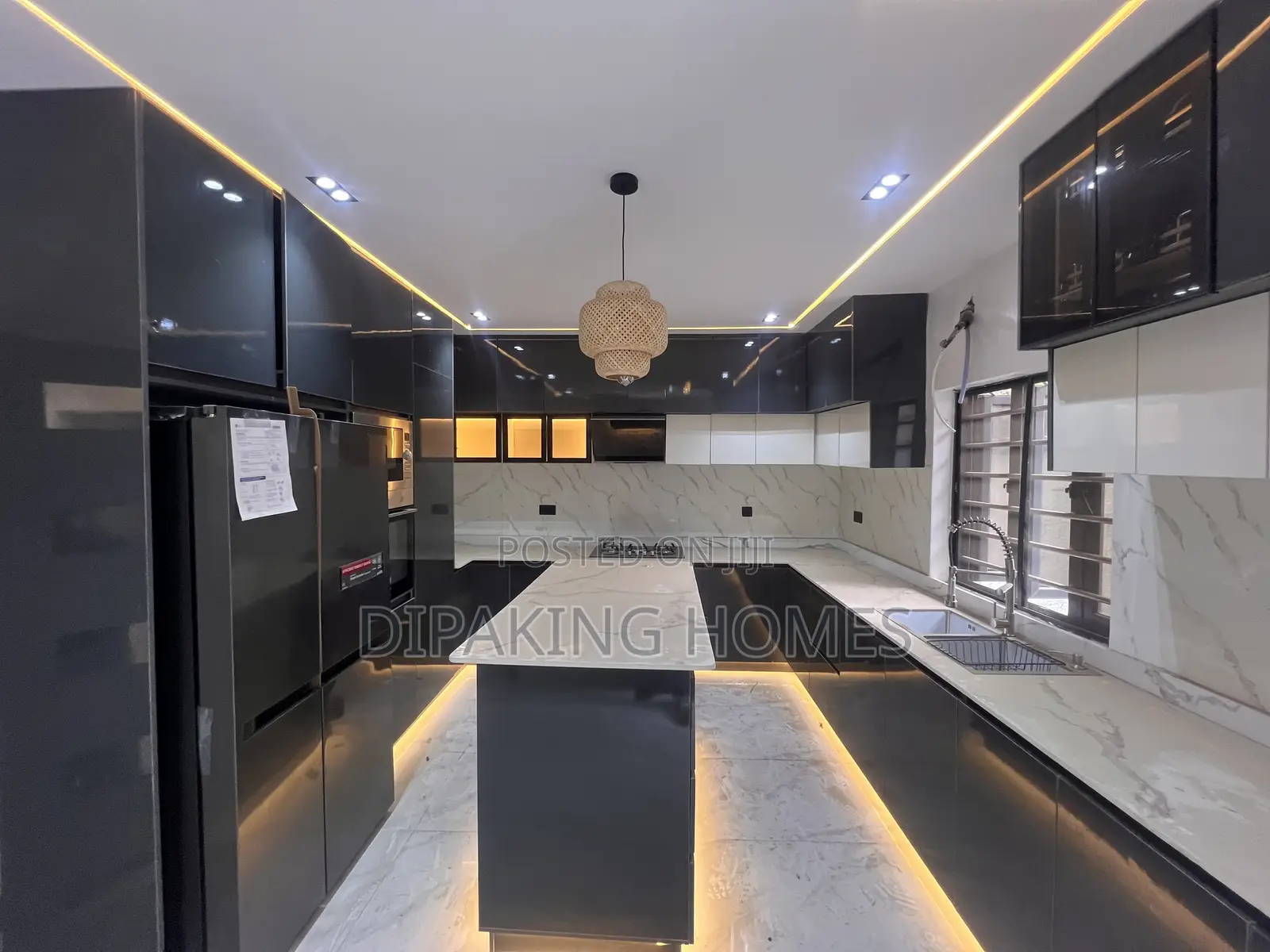 4bdrm Duplex in Magodo for sale in Magodo