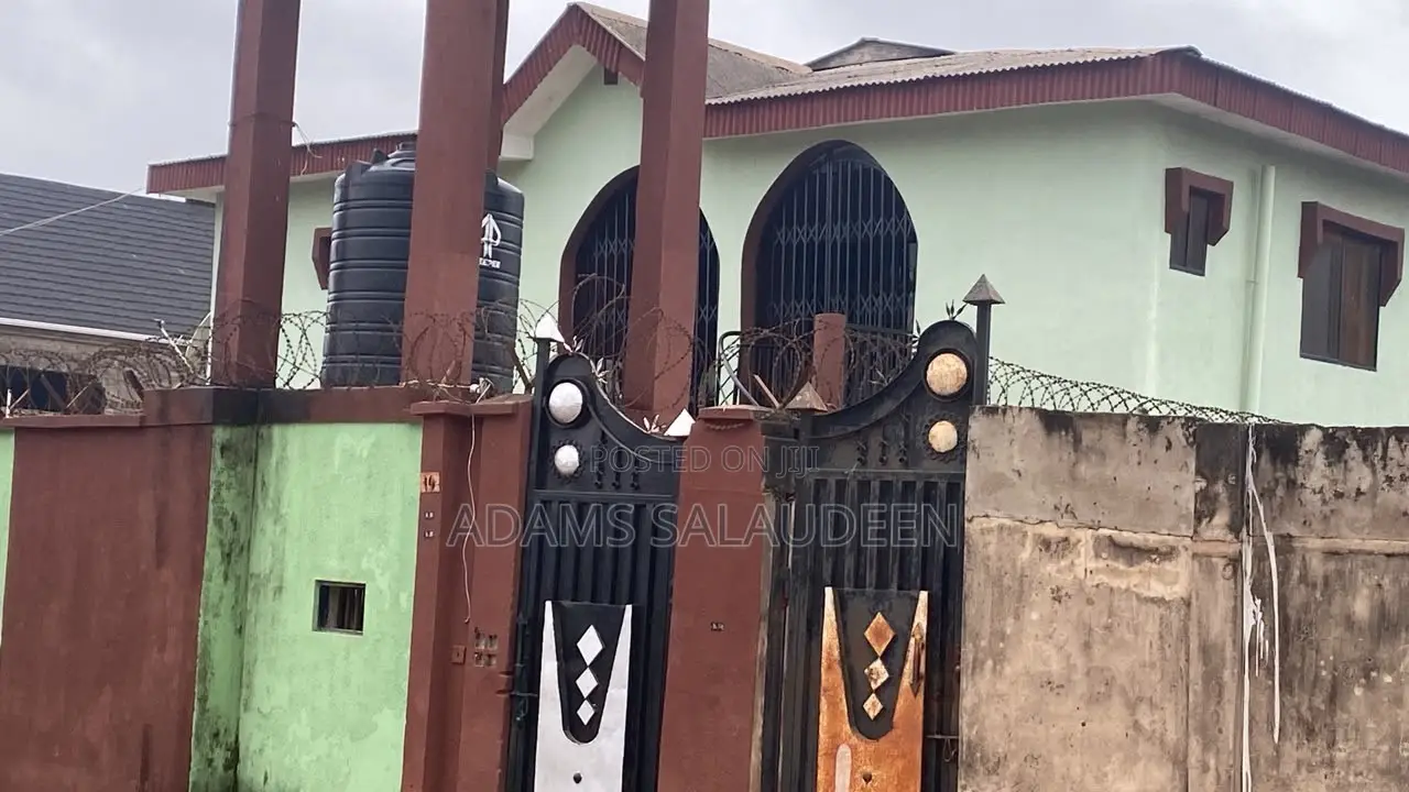 Furnished 3bdrm Block of Flats in Agbado for sale in Agbado