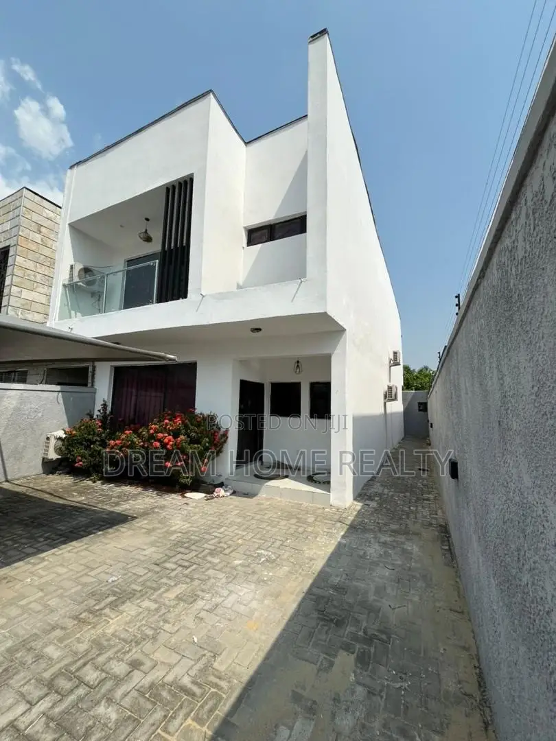 Furnished 4bdrm Duplex in Ilaje / Lekki for rent in Ilaje / Lekki
