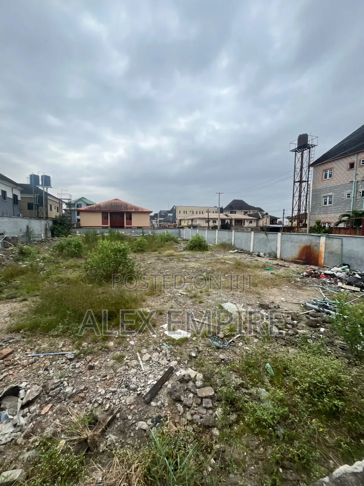 Dry and Full Plot of Land for Sale in Ago Palace