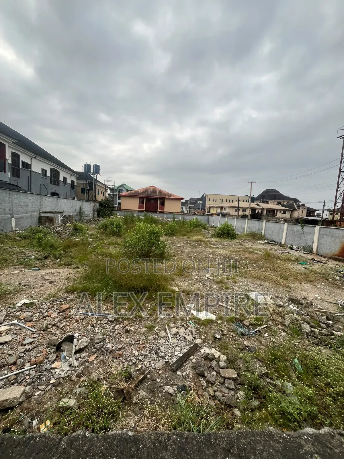 Dry and Full Plot of Land for Sale in Ago Palace