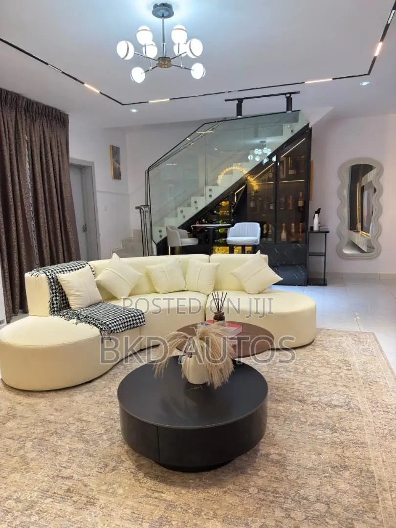 Furnished 2bdrm Apartment in Lekki Phase 1 for rent in Lekki Phase 1
