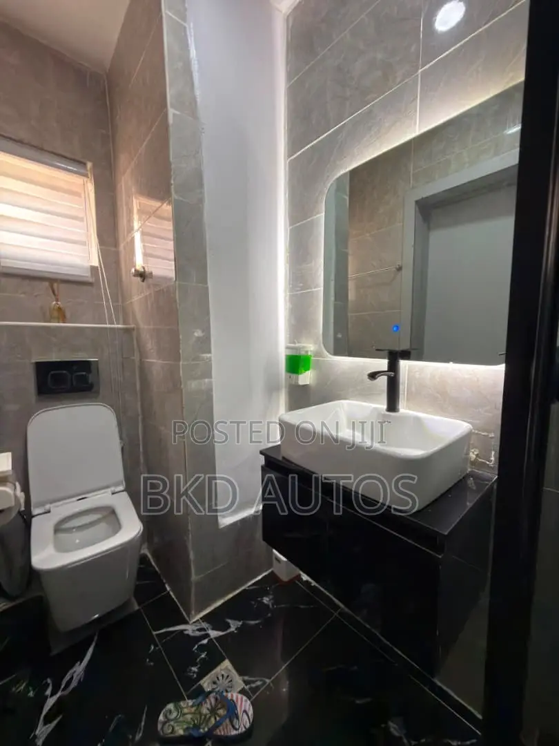 Furnished 2bdrm Apartment in Lekki Phase 1 for rent in Lekki Phase 1