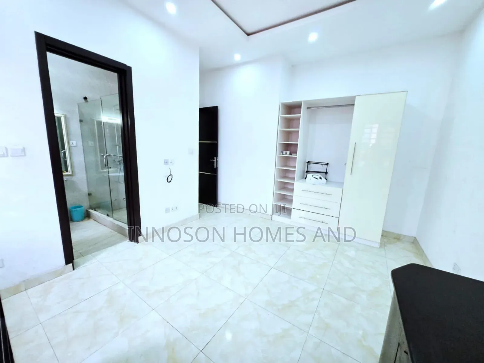 4bdrm Townhouse / Terrace in Ikate for rent in Ikate