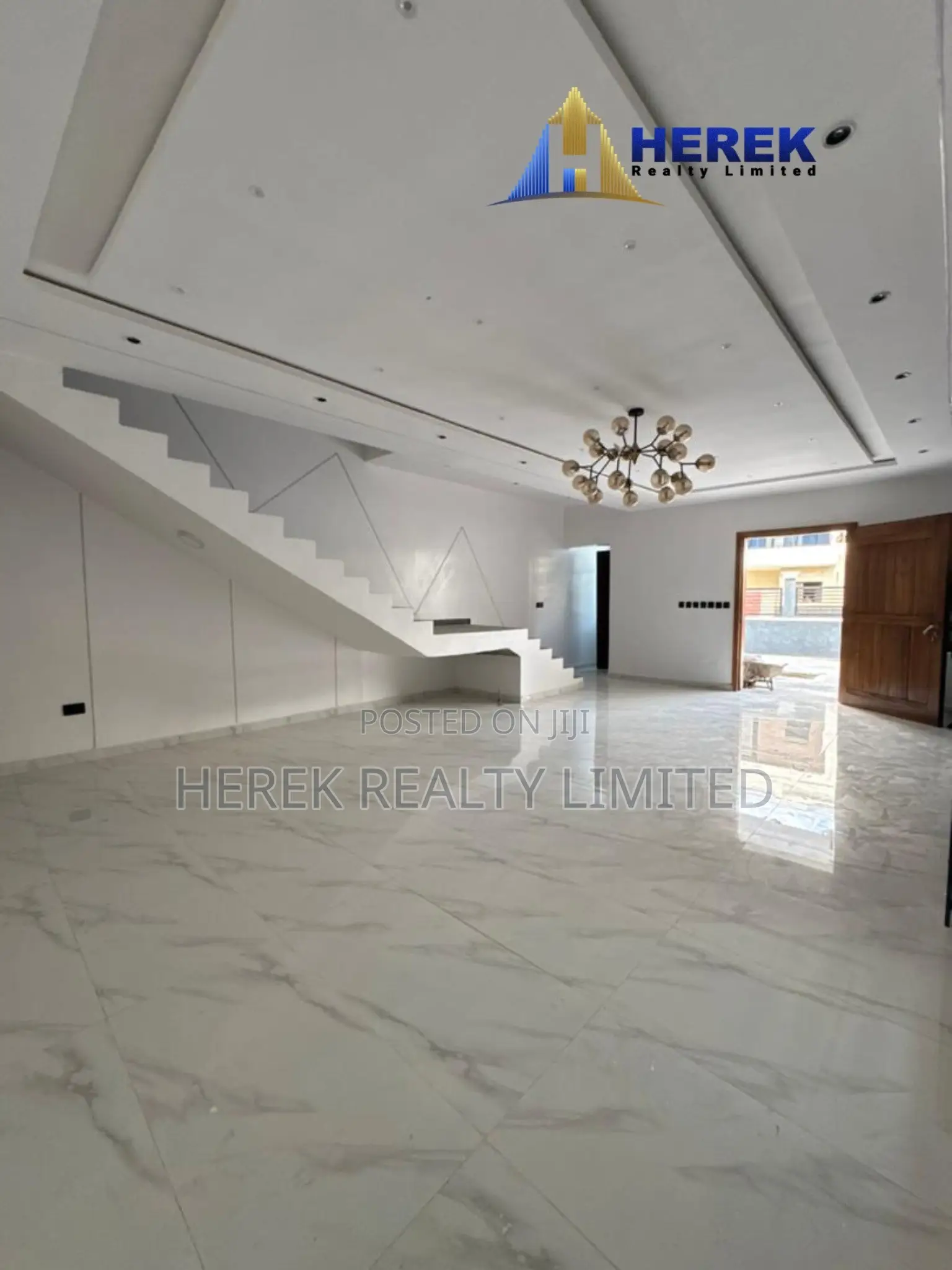 4bdrm Duplex in Lekki Palm, Ado / Ajah for sale in Ado / Ajah