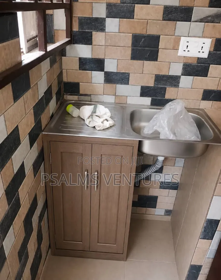 Studio Apartment in Ikorodu for rent in Ikorodu Garage