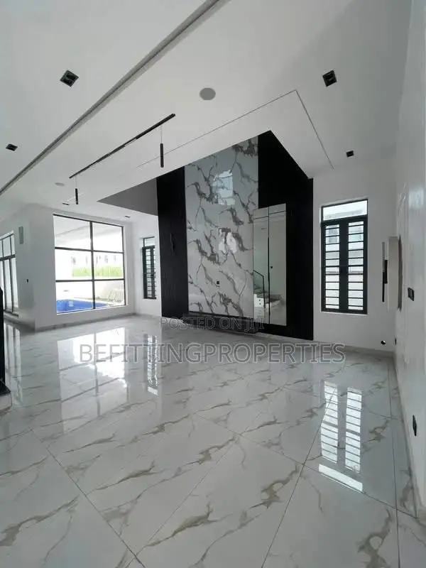 5bdrm Duplex in Ajah for sale in Ajah
