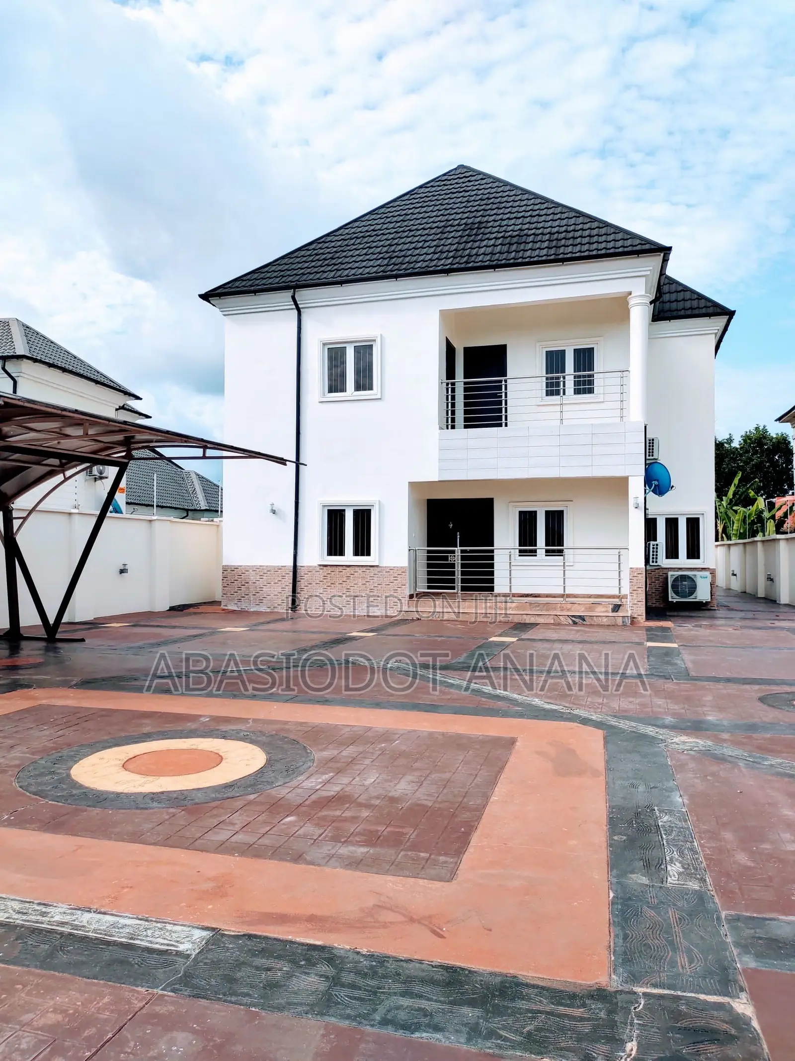 4bdrm Duplex in Shelter Afrique, Uyo for rent in Uyo