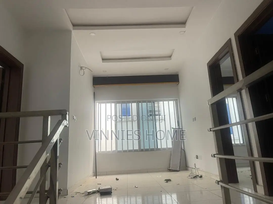 4bdrm Duplex in Oral Estate, Lekki Phase 2 for rent in Lekki Phase 2
