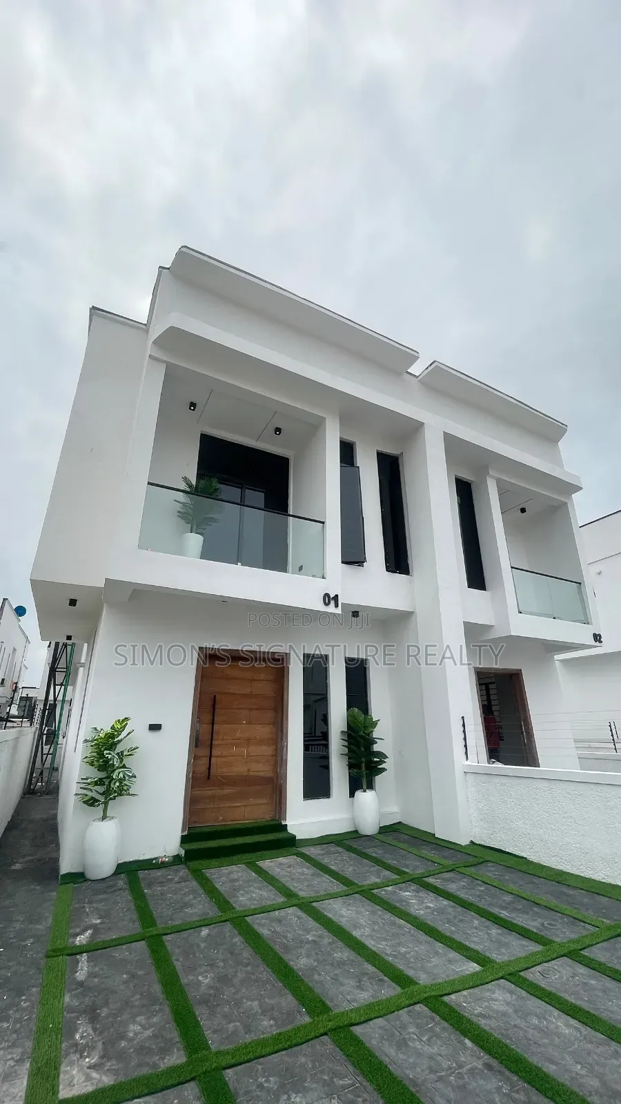 4bdrm Duplex in Ikota for sale in Ikota