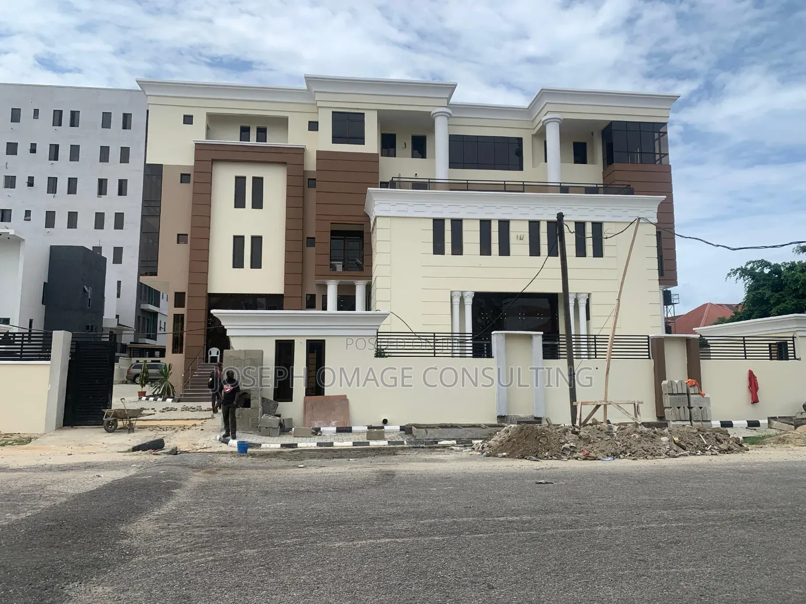 Purpose Built Office Complex on Four Floors in Victoria Island Extension
