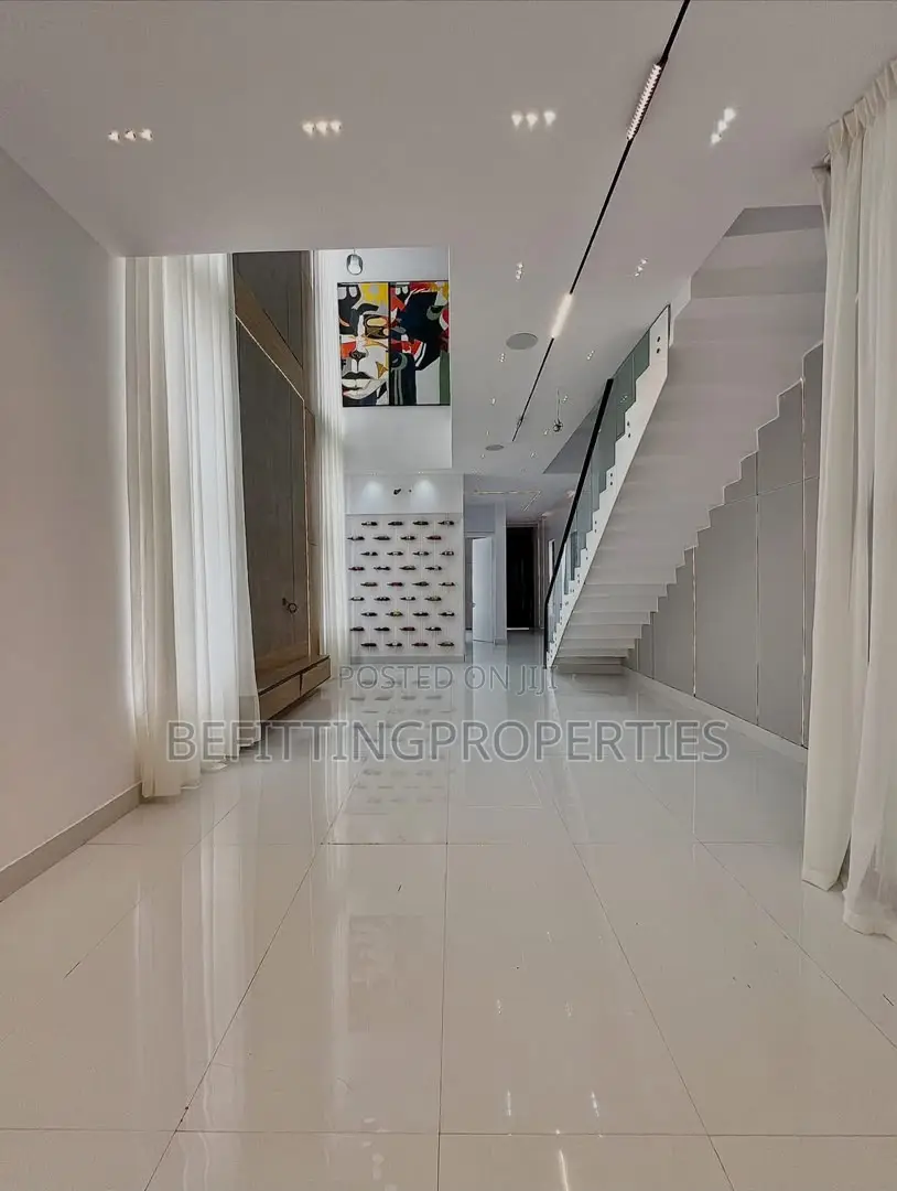 5bdrm Duplex in Lekki for sale in Lekki