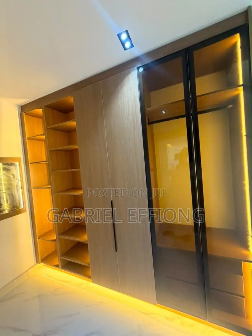 6bdrm Duplex in Apo Resettlement for sale in Apo Resettlement