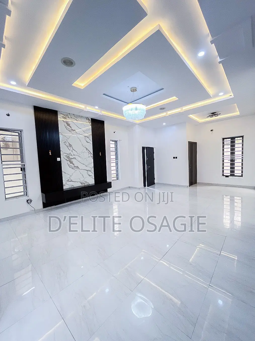 4bdrm Duplex in Agungi for sale in Agungi
