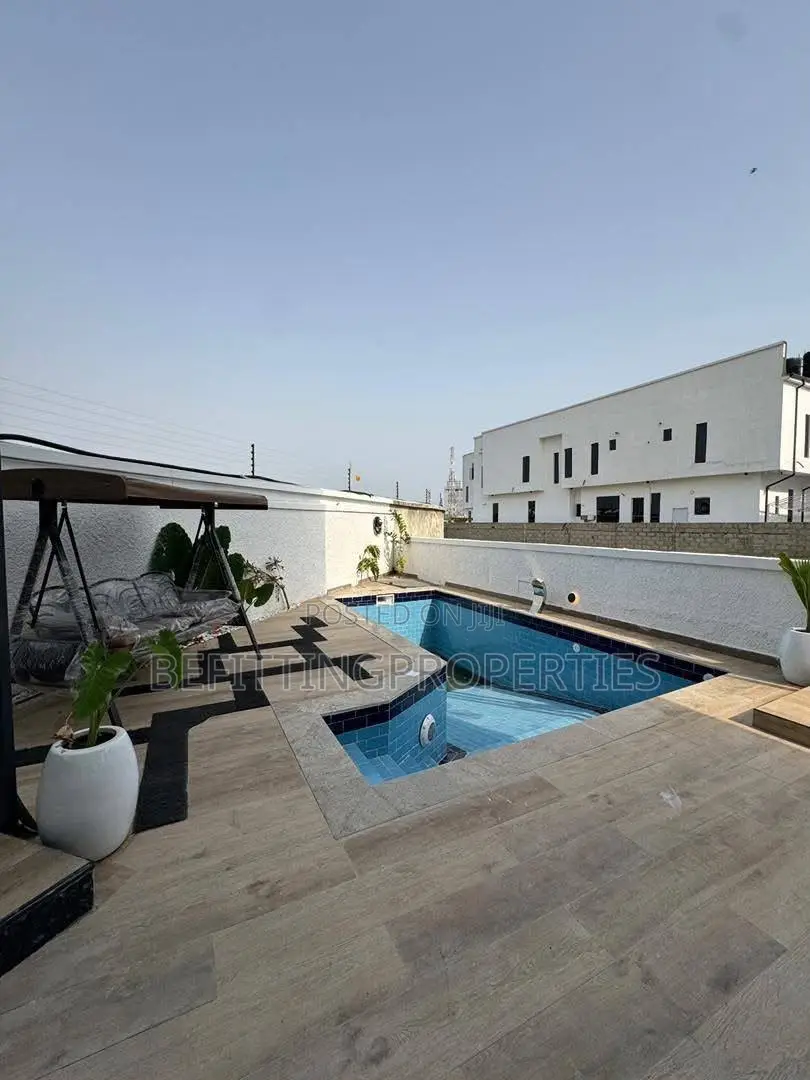 6bdrm Duplex in Lekki for sale in Lekki