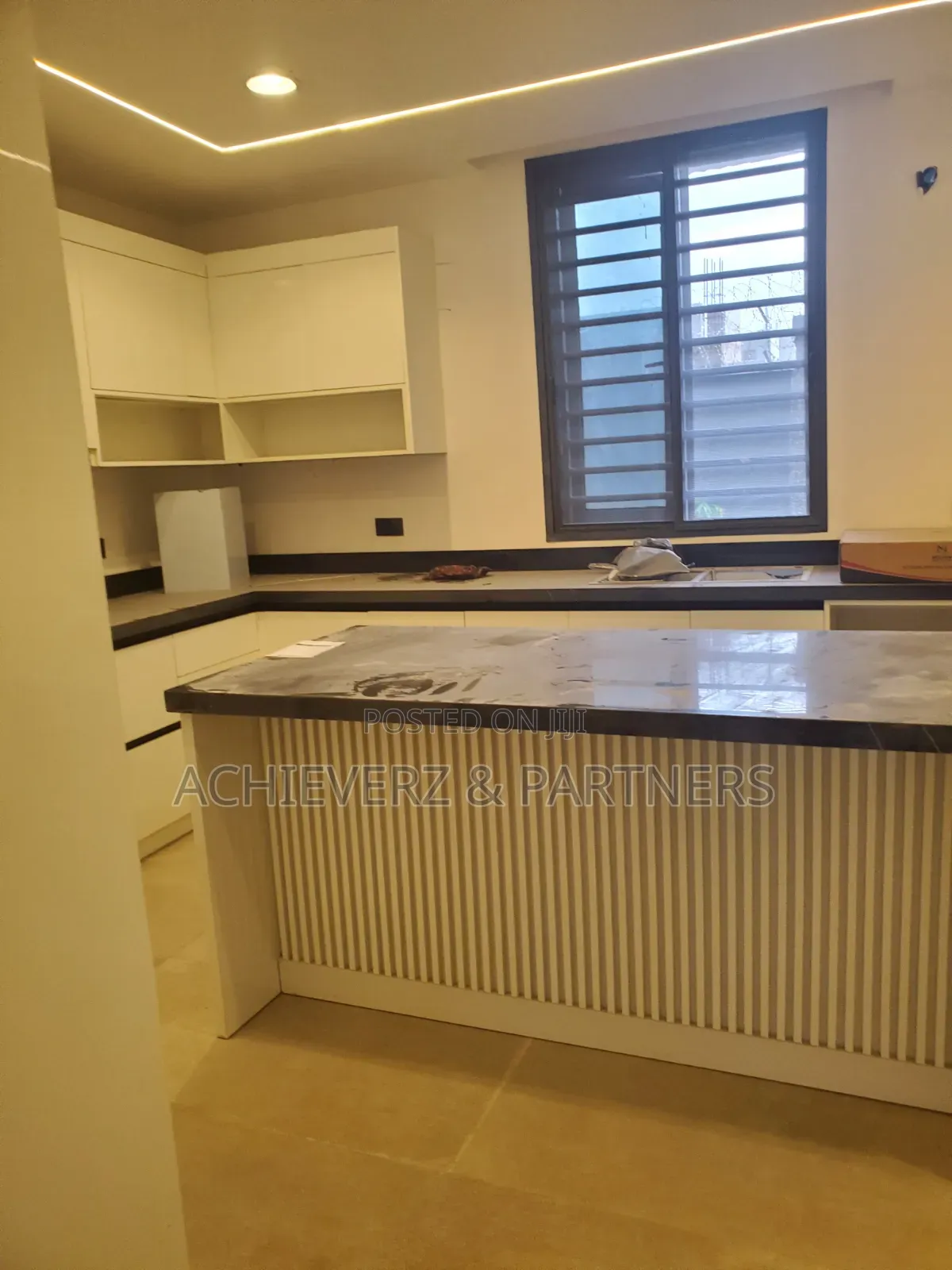3bdrm Block of Flats in Jahi for sale in Jahi