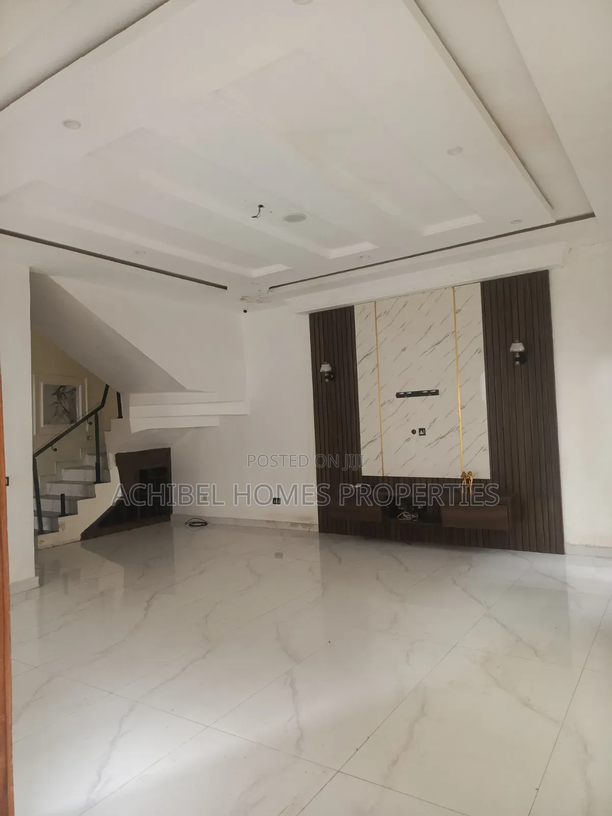 4bdrm Duplex in Near Prime Waters, Lekki Phase 1 for rent in Lekki Phase 1