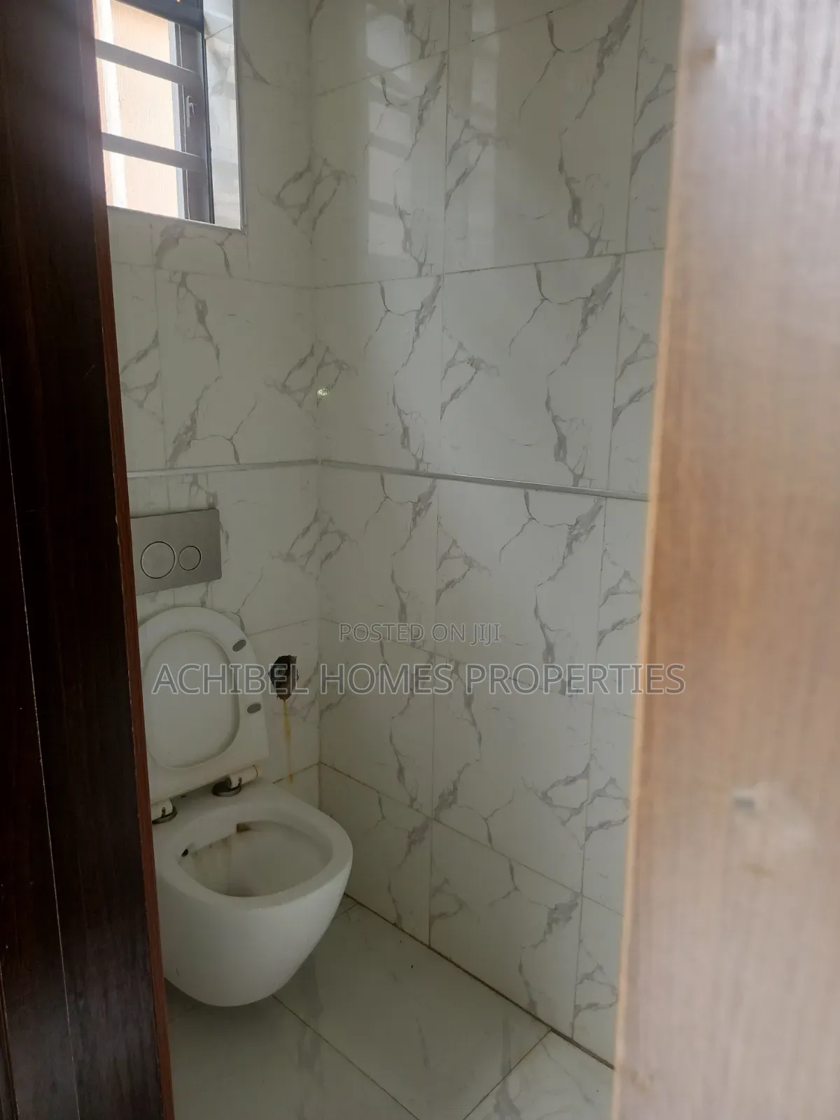 4bdrm Duplex in Near Prime Waters, Lekki Phase 1 for rent in Lekki Phase 1