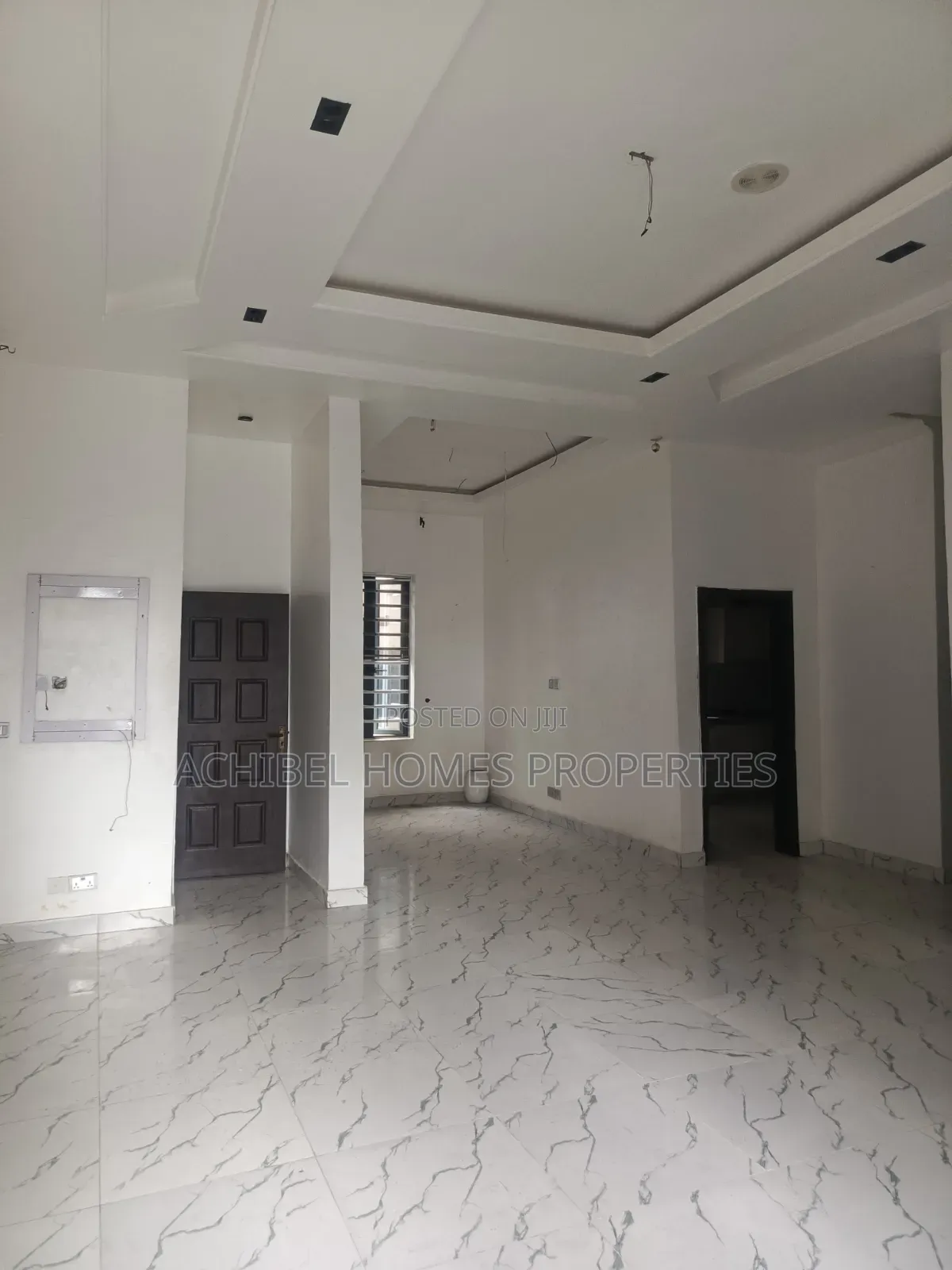4bdrm Duplex in Off Freedom Way, Lekki Phase 1 for rent in Lekki Phase 1