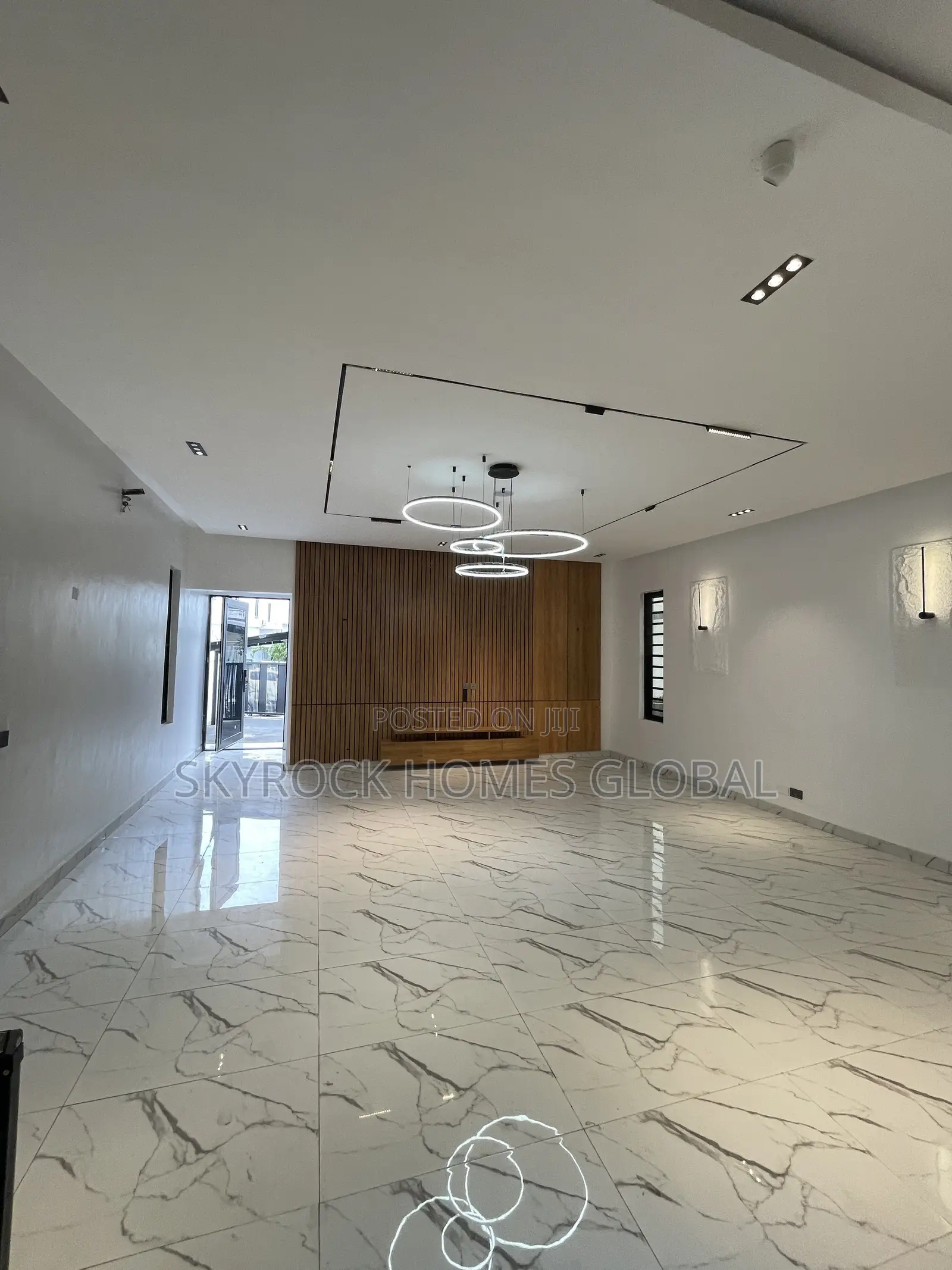 5bdrm Duplex in Lekki Phase 2 for rent in Lekki Phase 2