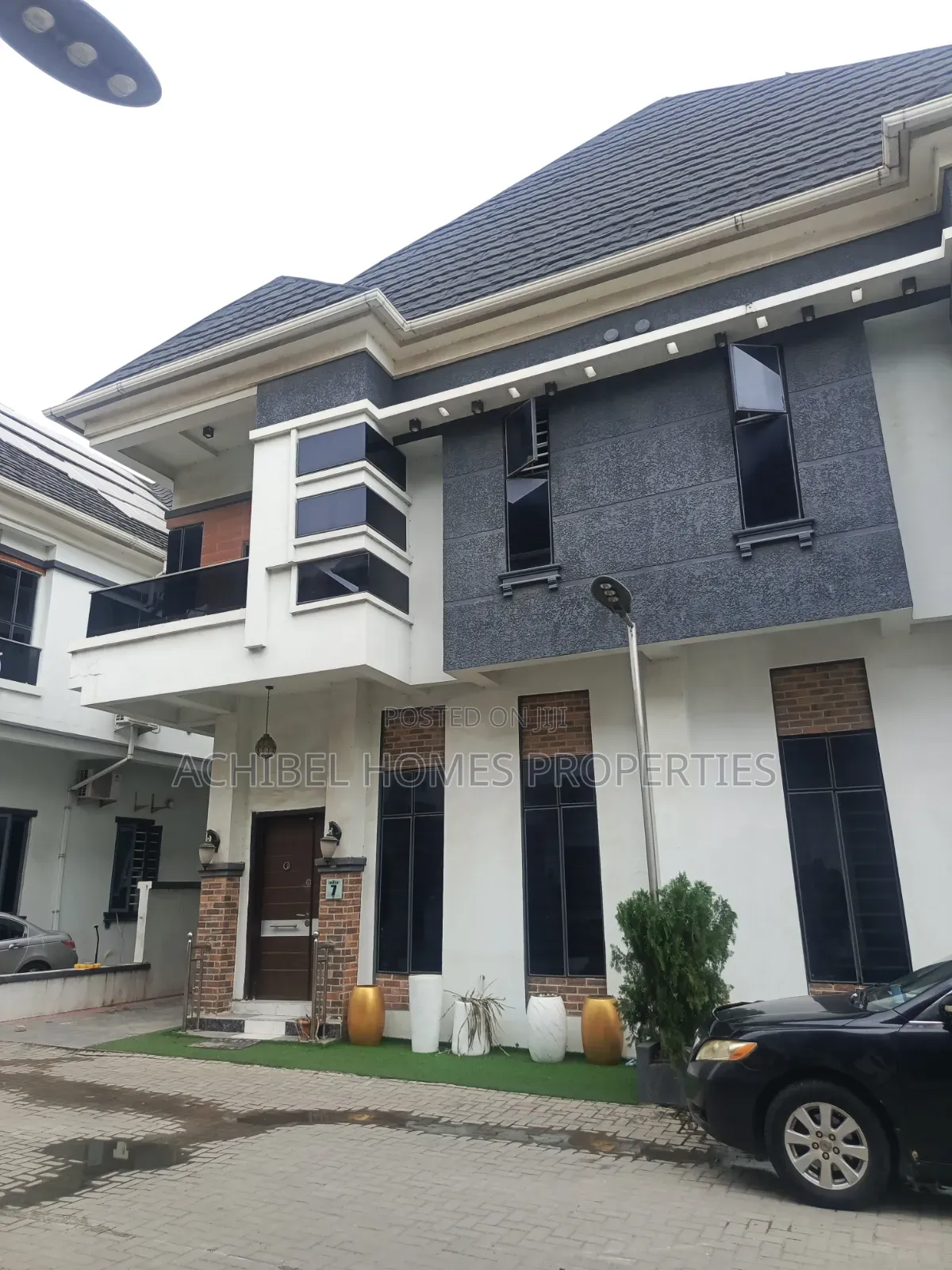 Furnished 4bdrm Duplex in Near Prime Water, Lekki Phase 1 for rent in Lekki Phase 1
