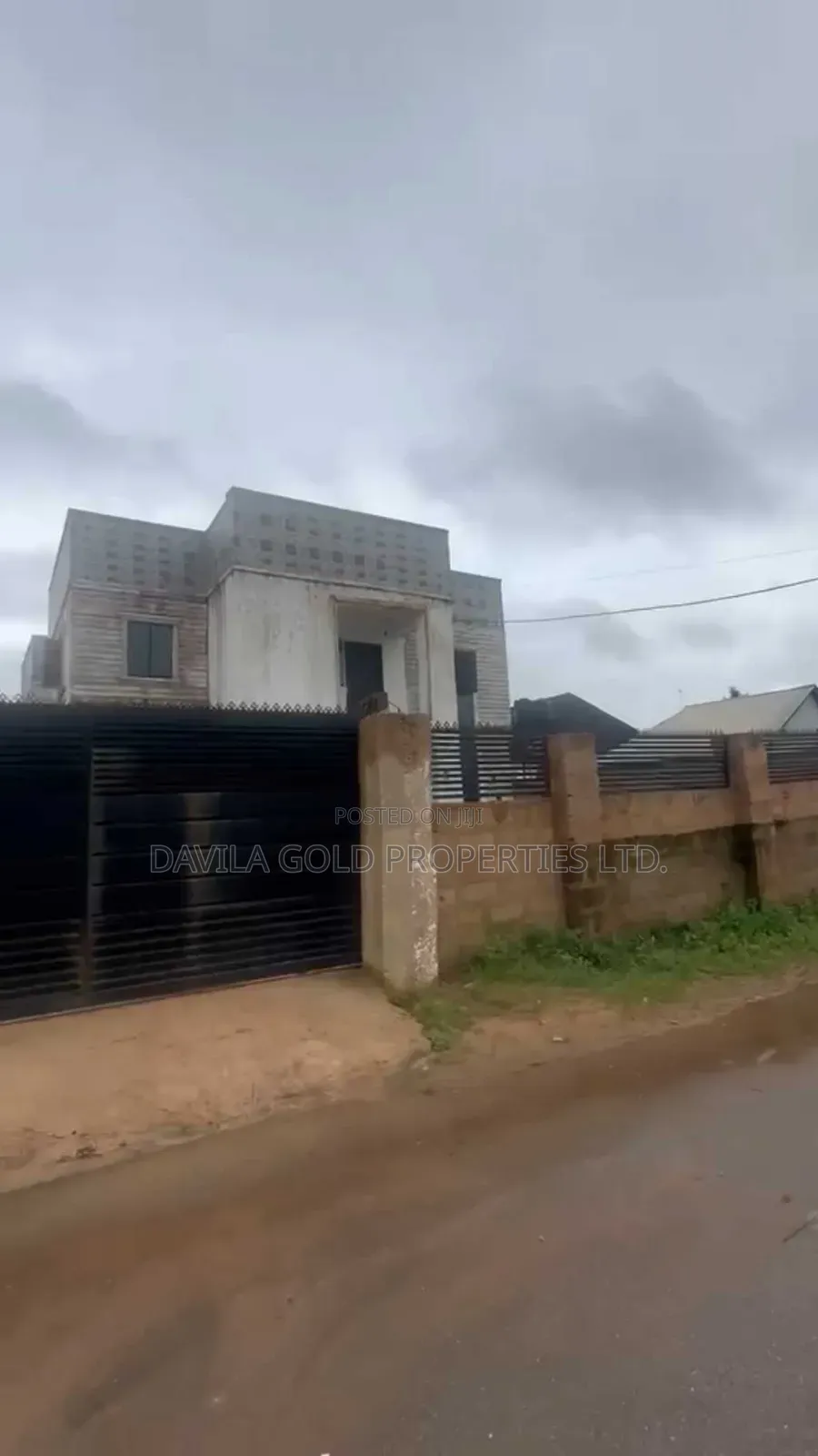 5bdrm Duplex in Benin City for sale in Benin City