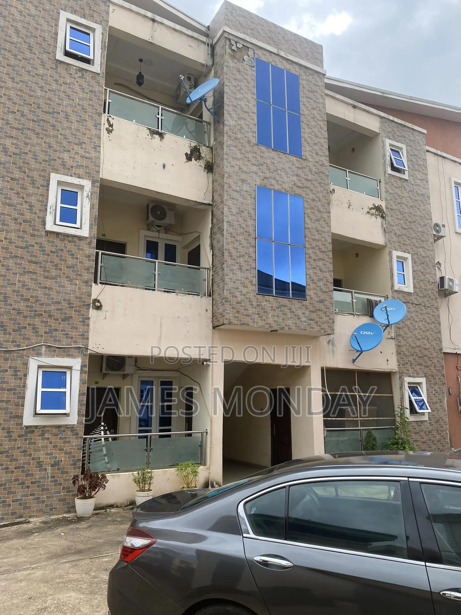 2bdrm Block of Flats in American, Durumi for sale in Durumi