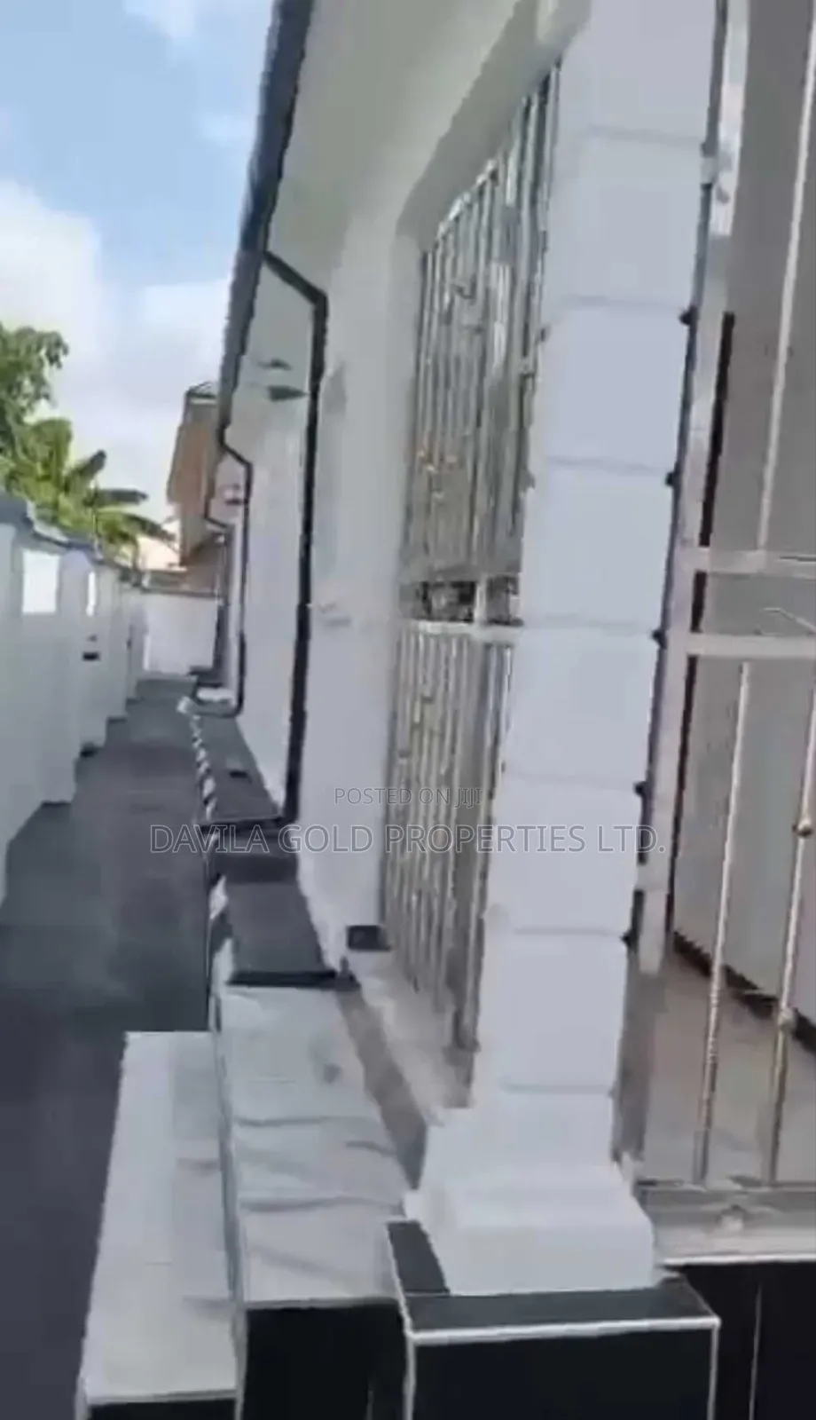 6bdrm Block of Flats in Benin City for sale in Benin City