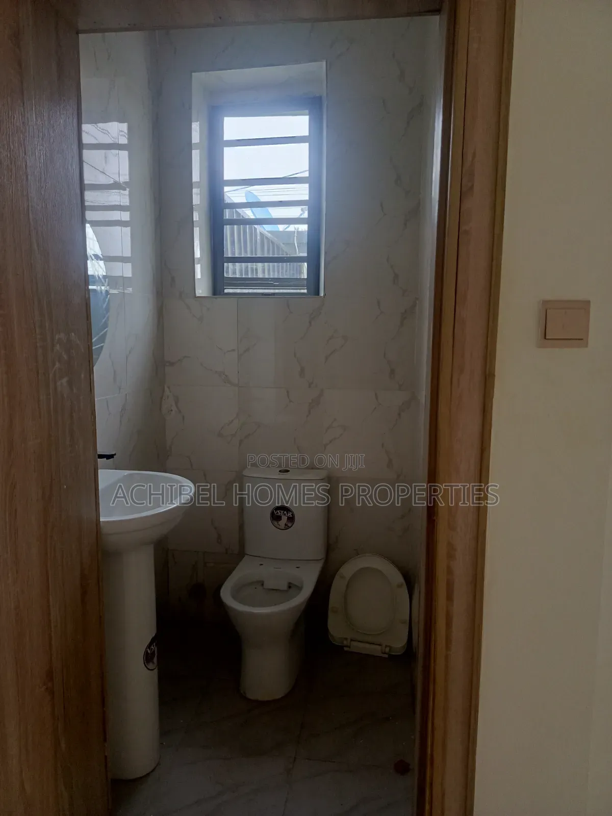 A Commercial Property for Lease in Lekki Phase 1