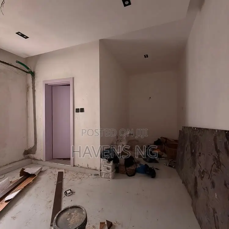 5bdrm Duplex in Old GRA for sale in Old GRA