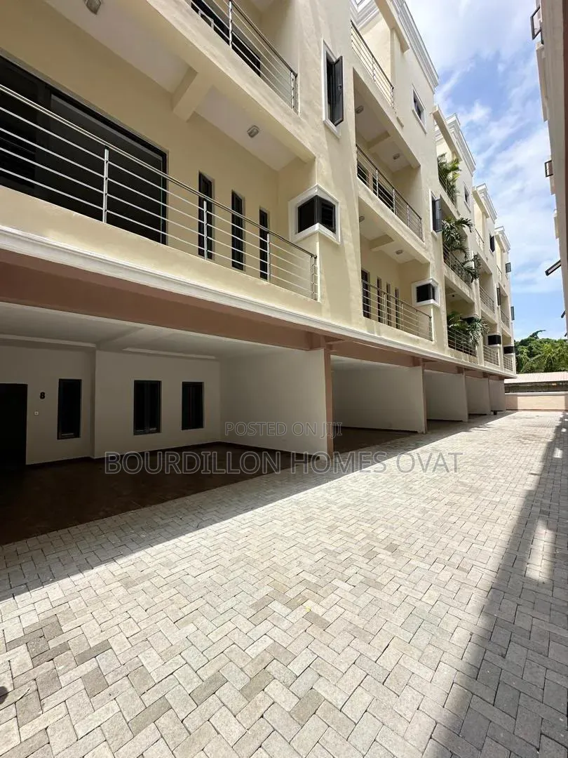 4bdrm Duplex in Old Ikoyi Lagos for sale in Old Ikoyi