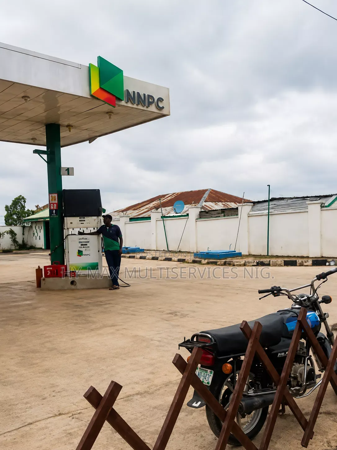 Standard Strategic NNPC Branded Filling Station for Sale in Ibadan in Olorunsogo