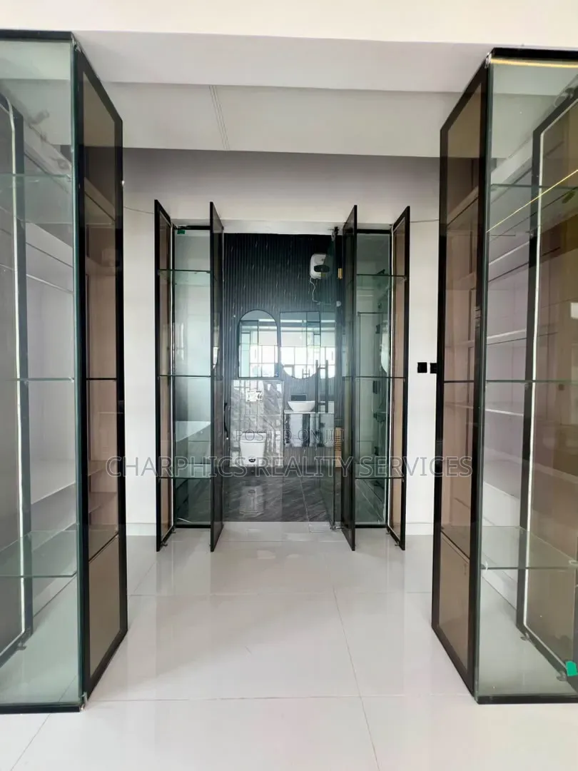 5bdrm Duplex in Off Lekki-Epe Expressway for sale in Off Lekki-Epe Expressway