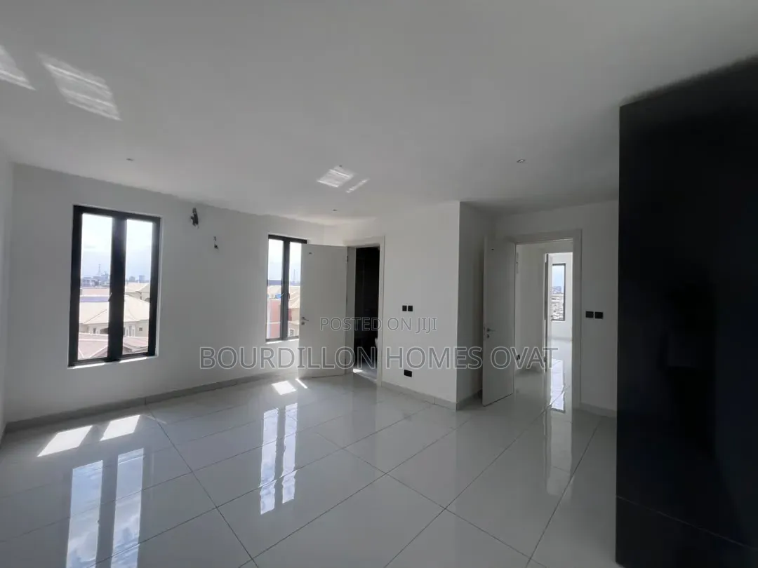 4bdrm Apartment in Lekki Phase 1 for sale in Lekki Phase 1