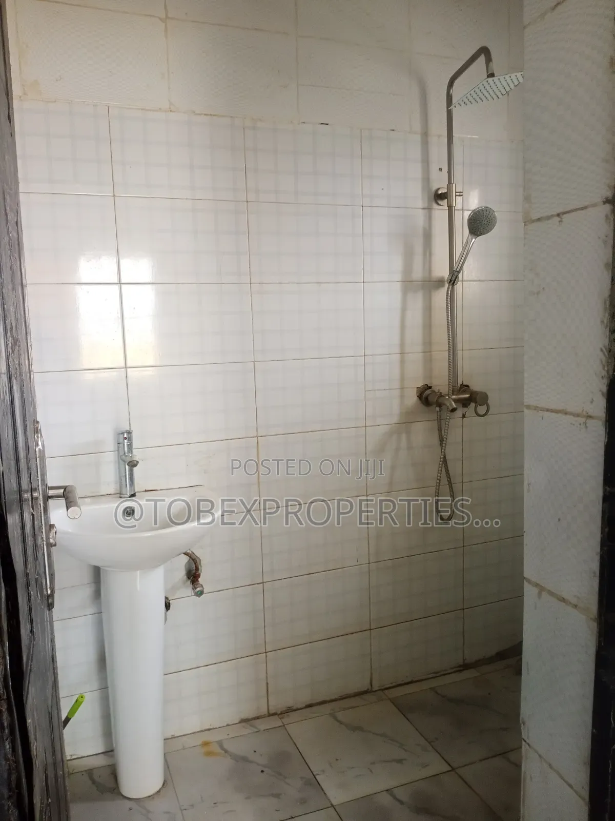 2bdrm Bungalow in Ciy College Becky, Karu for rent in Karu