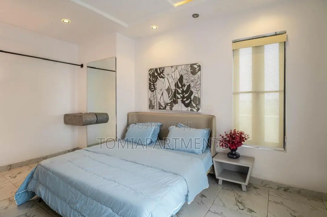 Luxurious 3 Bedroom Apartment With Pool and City View in Lekki Phase 1 in Lekki Phase 1