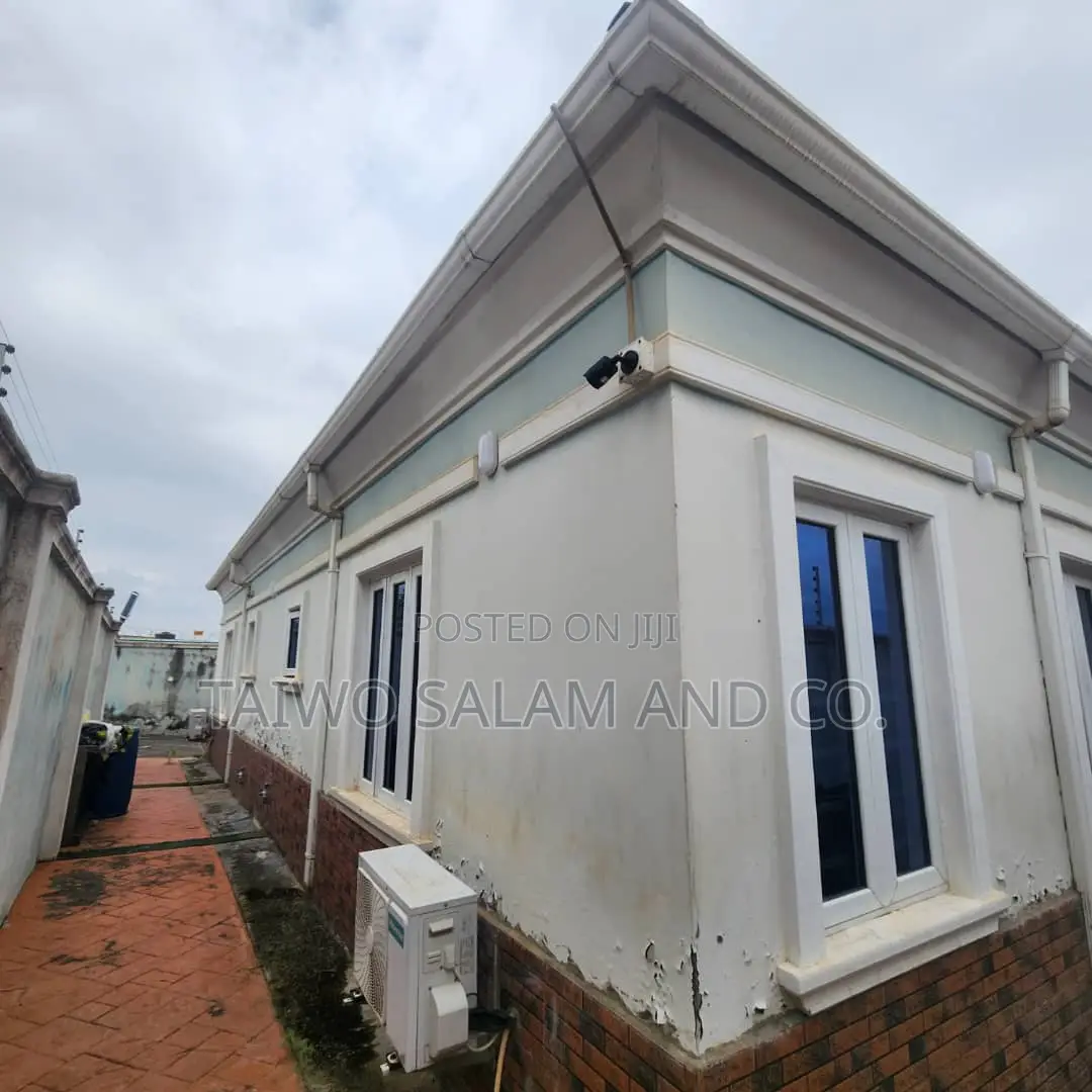 3bdrm Bungalow in Jericho for sale in Jericho