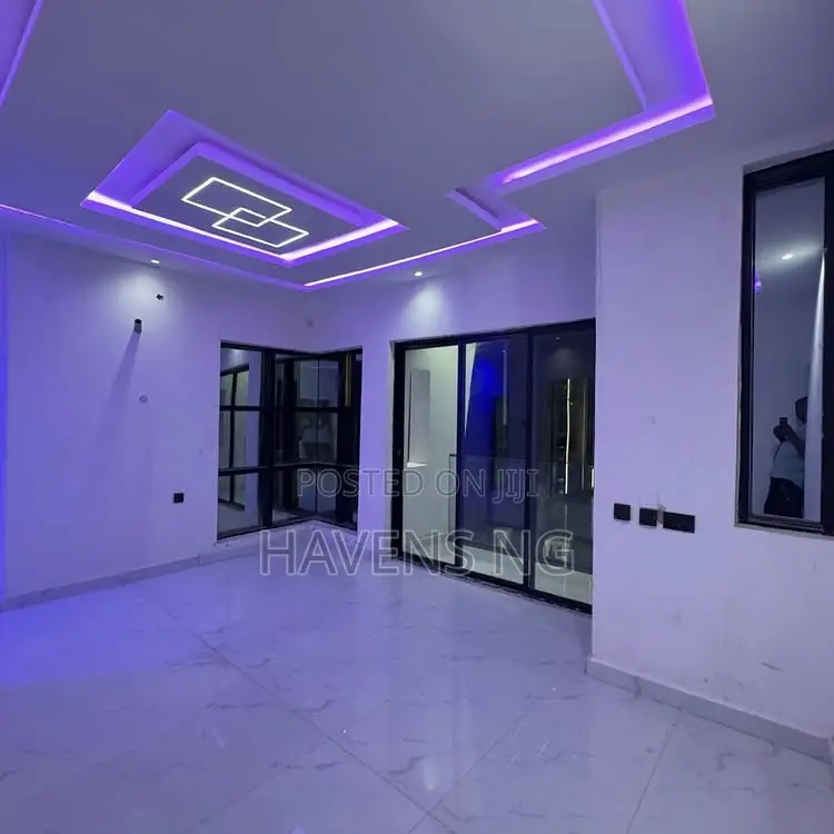 4bdrm Duplex in Obio-Akpor for sale in Obio-Akpor