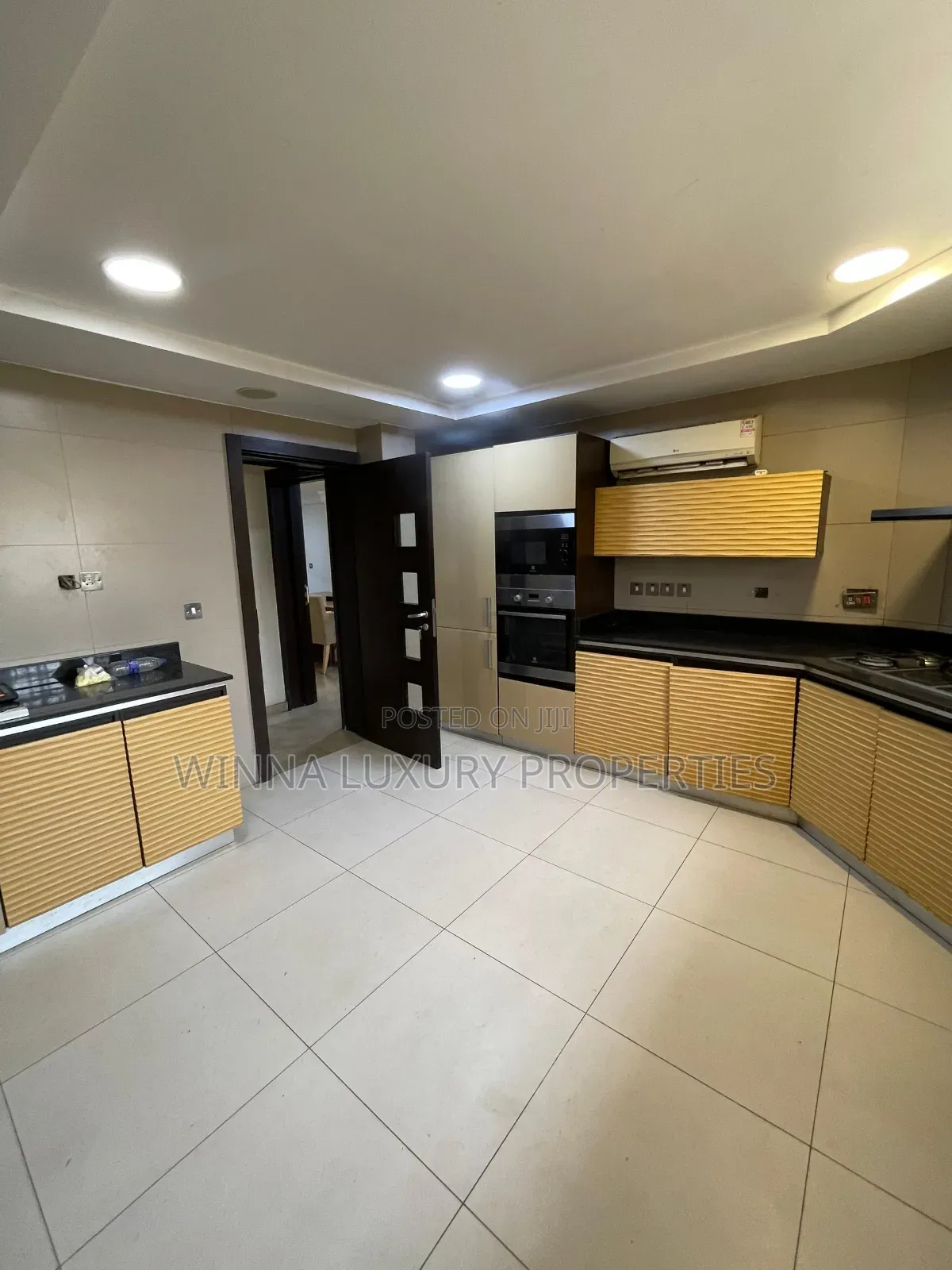 Furnished 8bdrm Duplex in Asokoro Main for rent in Asokoro