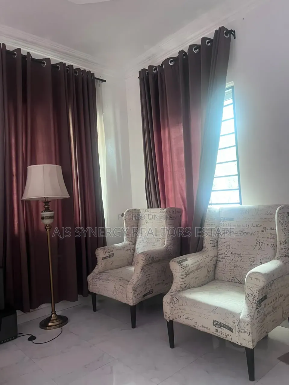 Furnished 4bdrm Duplex in Chevron for rent in Chevron